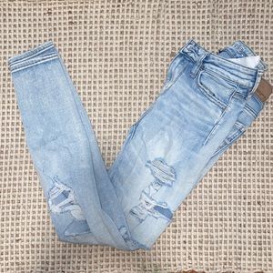 American Eagle Distressed Denim Skinny Jeans